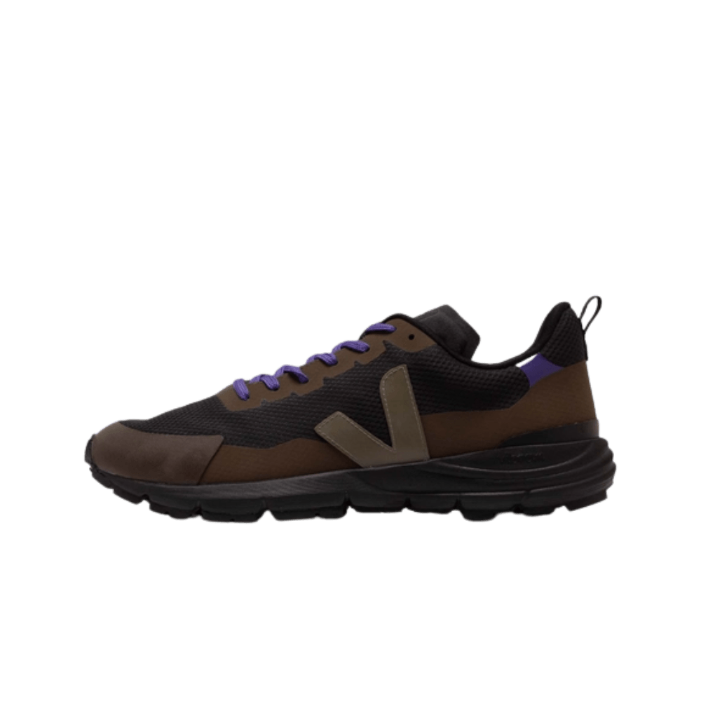 Product image of https://static.sneakerjagers.com/p/iYPoh3MRRnBuqV0EPcj3IyHyMYxq4eU4imnvJljj.png