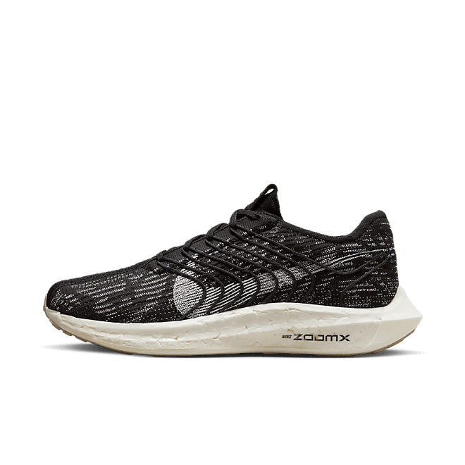 Product image of https://static.sneakerjagers.com/products/660x660/339337.jpg
