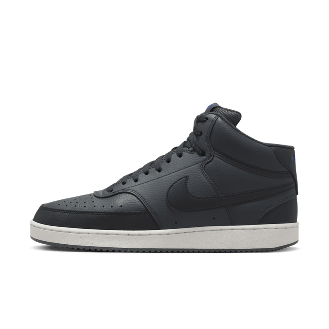 Product image of https://static.sneakerjagers.com/products/660x660/576632.jpg