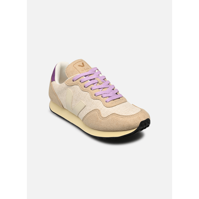 Product image of https://static.sneakerjagers.com/products/660x660/603479.jpg