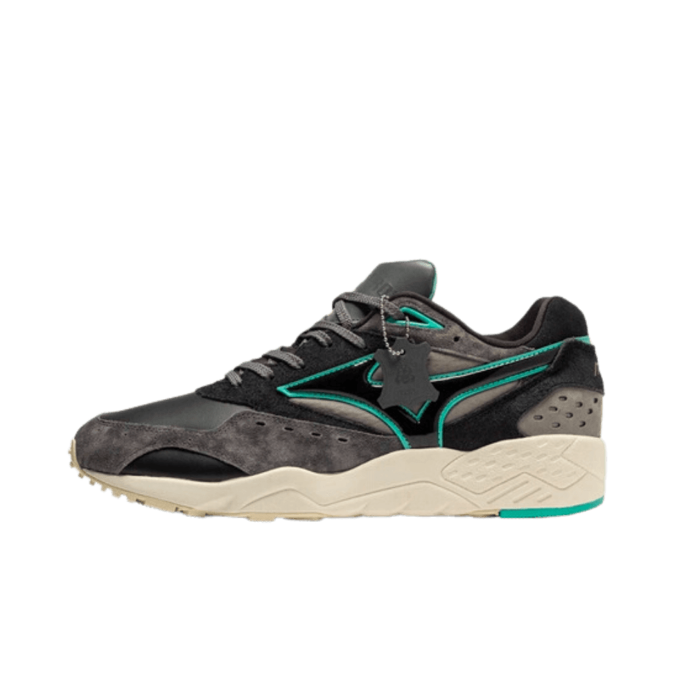 Product image of https://static.sneakerjagers.com/p/9LQkXNHPZKAzV9pgHZir6tECGhWwruDrjdl5MtVk.png
