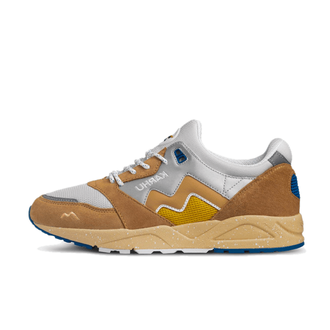 Product image of https://static.sneakerjagers.com/products/660x660/203362.jpg