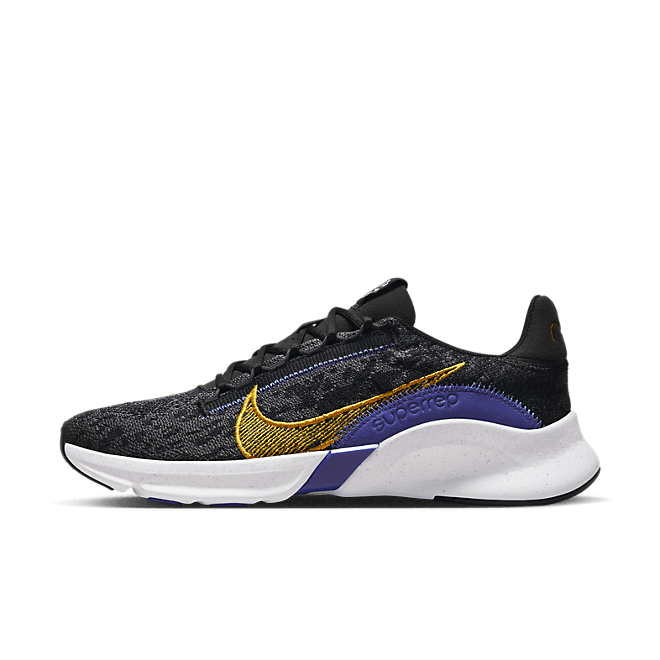 Product image of https://static.sneakerjagers.com/products/660x660/341564.jpg